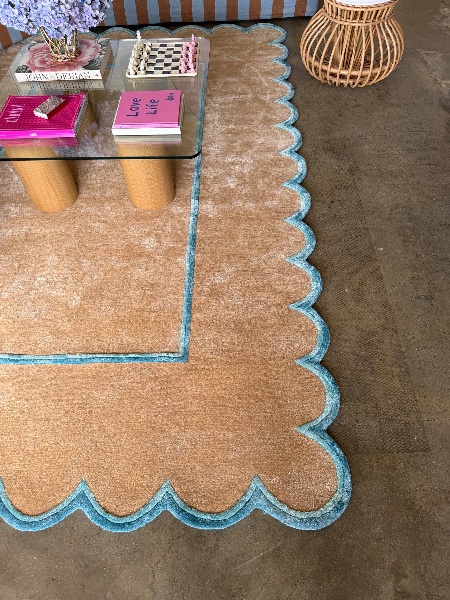 Flora Scalloped Rug