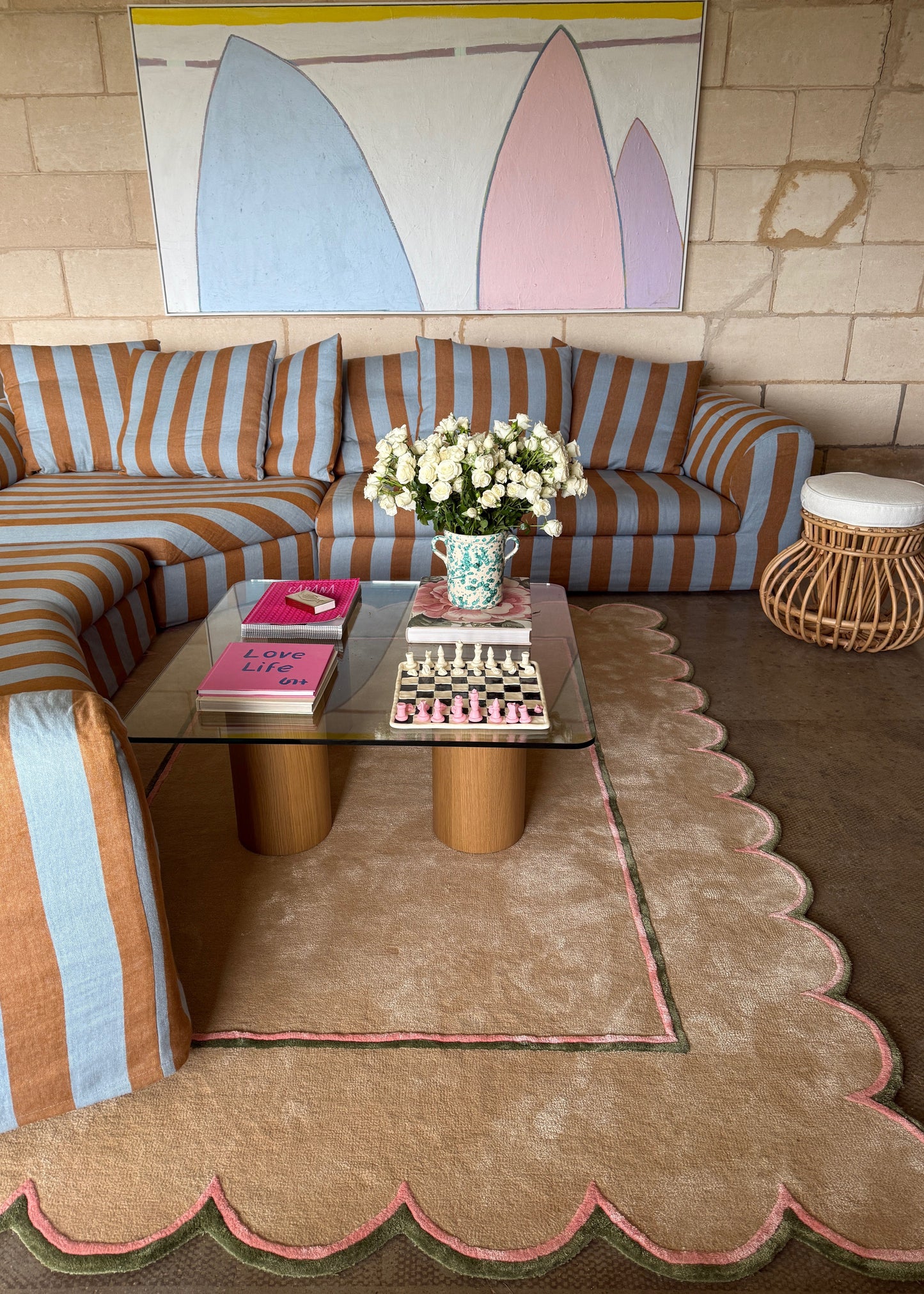 Flora Scalloped Rug