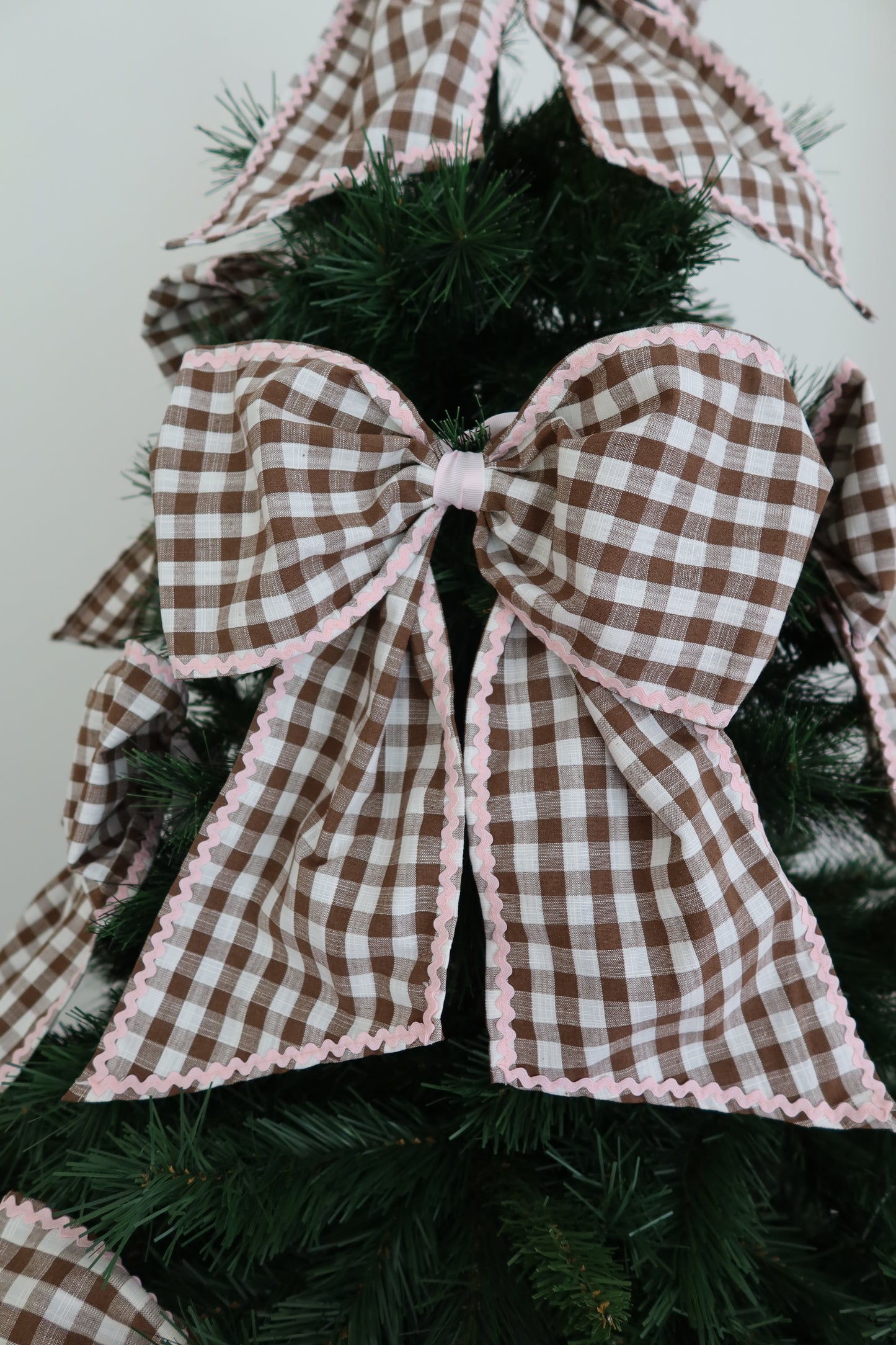 Chocolate gingham bow